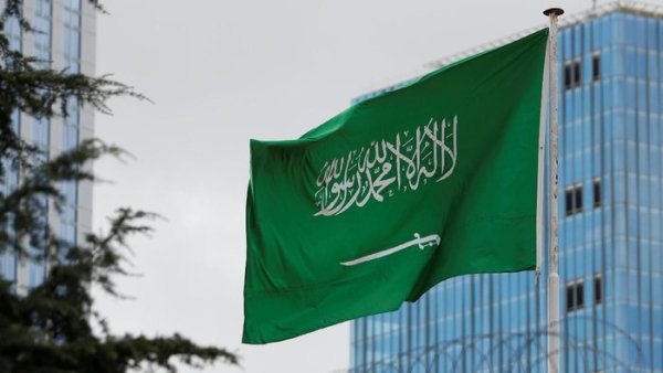 Arab Saudi Bantah Lobi Trump Serang Iran, Tegaskan Pilih Jalur Diplomasi di Tengah Eskalasi