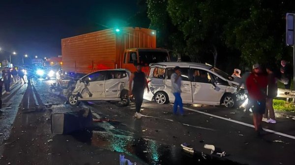 Rem Blong Diduga Picu Tabrakan Beruntun di Tol Cipularang, Dua Orang Tewas