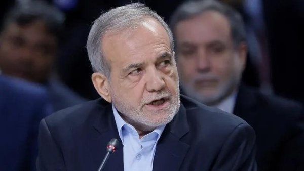 “Kami Tak Akan Menyerah!” Presiden Masoud Pezeshkian Kecam Serangan ke Sekolah dan RS di Teheran
