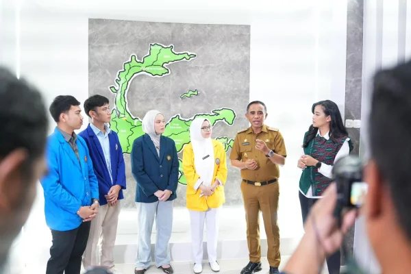 Anwar Hafid Tembus Top 10 Gubernur Terbaik Pilihan Anak Muda