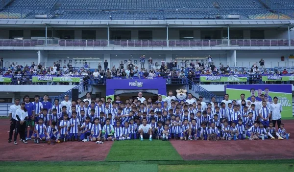 Inspiratif! 100 Anak Ikuti Coaching Clinic PersibDay Festival