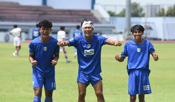 Persib U18 Menang 4-0 atas Persis Solo, Kokoh di Puncak Klasemen