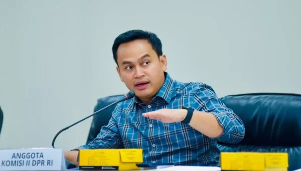 Soroti Praktik Nepotisme, Ujang Bey Desak Aturan Ketat Pengangkatan Direksi dan Komisaris BUMD