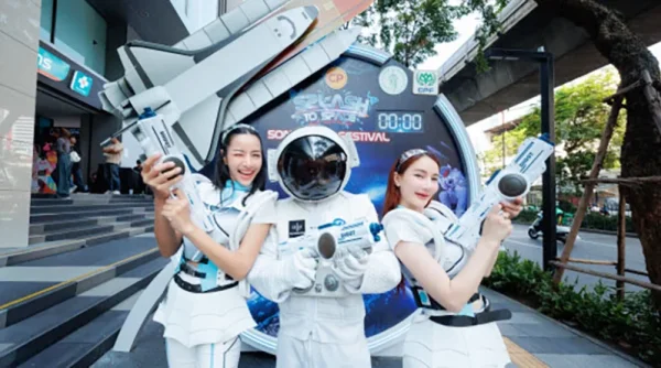 Landmark Songkran yang Baru di Silom pada 2026.