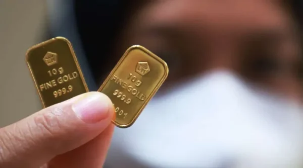 Harga Emas 3 Produk di Pegadaian Kompak Turun Hari Ini