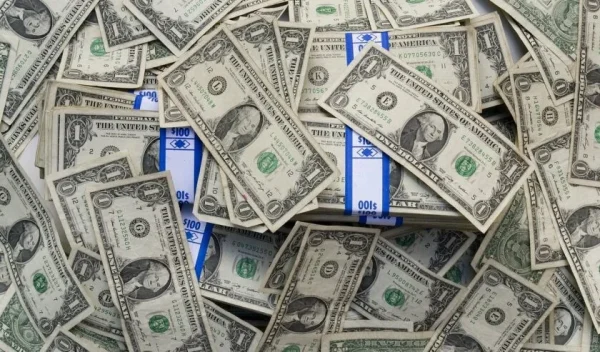 Dolar AS Melemah di Tengah Gejolak Pasar Global