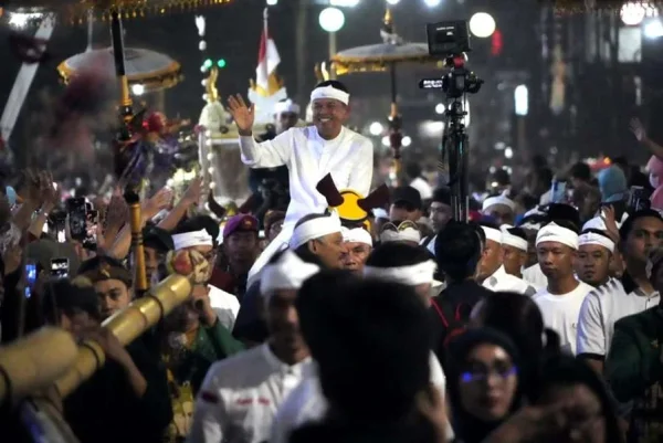 Dedi Mulyadi Siap Tata Kawasan Alun-alun Karawang Menjadi Kota Tua Penuh Cinta