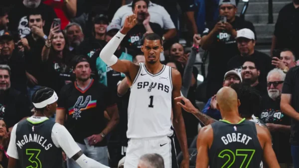 Spurs Selangkah Lagi ke Final Barat NBA