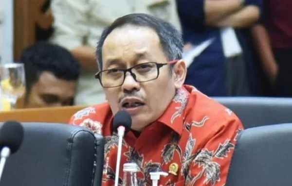 DPR Minta Kemenhub Segera Revisi Aturan Usai Komitmen Presiden soal Ojol
