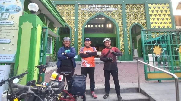 Menyusuri Jejak Dakwah di Masjid Al-Abror Sidoarjo