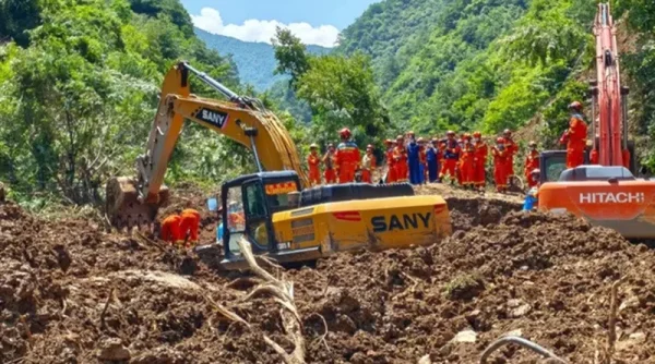 Tanah Longsor di China Tewaskan 21 Orang