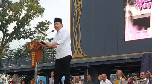 Lepas 3.000 Mahasiswa KKN, Bupati Jember Dorong Pengentasan Kemiskinan
