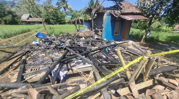 Rumah Keluarga Korban Kebakaran di Nyalindung akan Dibangun oleh Dermawan