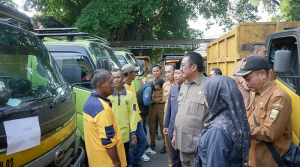 DLH Sukabumi Alami Keterbatasan Truk Sampah, Ini Respons Bupati