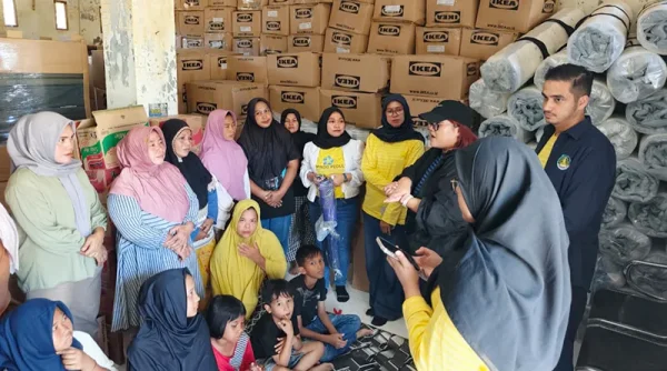 IKEA Bantu 364 Keluarga Korban Banjir Aceh