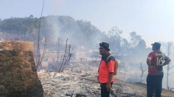 Kebakaran Hanguskan Puluhan Rumah di Kasepuhan Ciptamulya Sukabumi