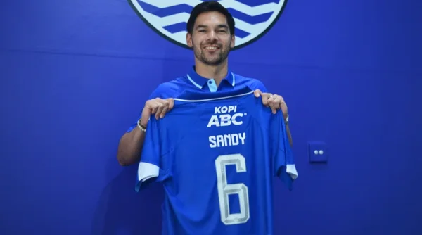Sandy Walsh Kenakan Nomor Punggung 6 di Persib, Begini Cerita di Baliknya