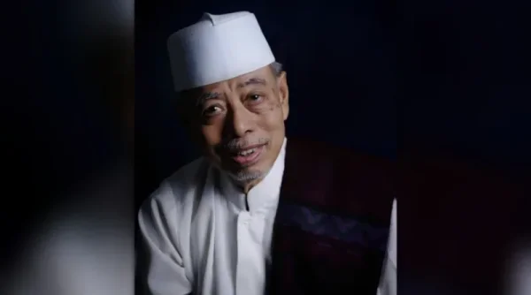 KH Hasanuddin Kriyani, Sesepuh Buntet Pesantren, Meninggal Dunia