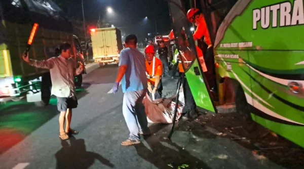 Bus Rombongan Umroh Kecelakaan di Nagreg, Satu Orang Tewas