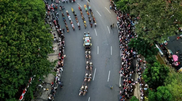 Kirab Merah Putih Semarakkan HUT RI ke-81